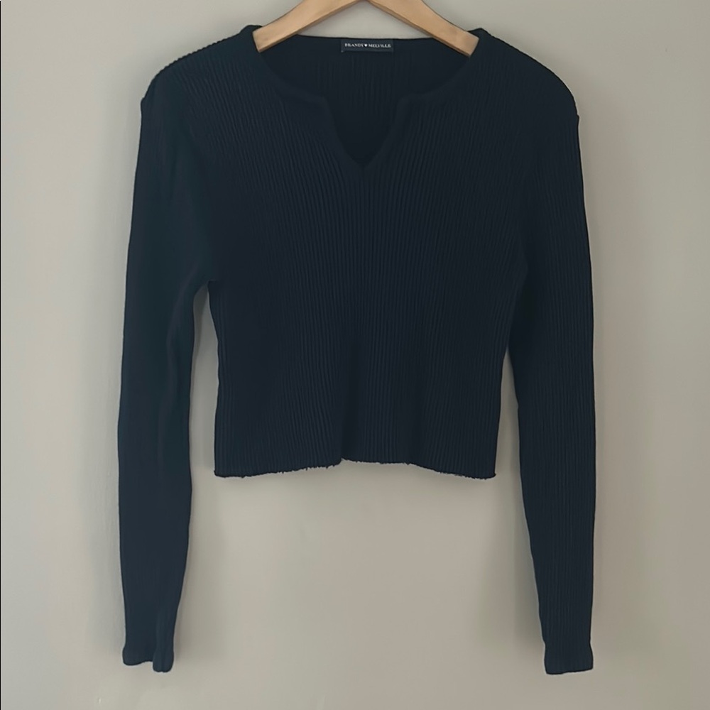Brandy Melville Navy Cropped Lightweight Sweater